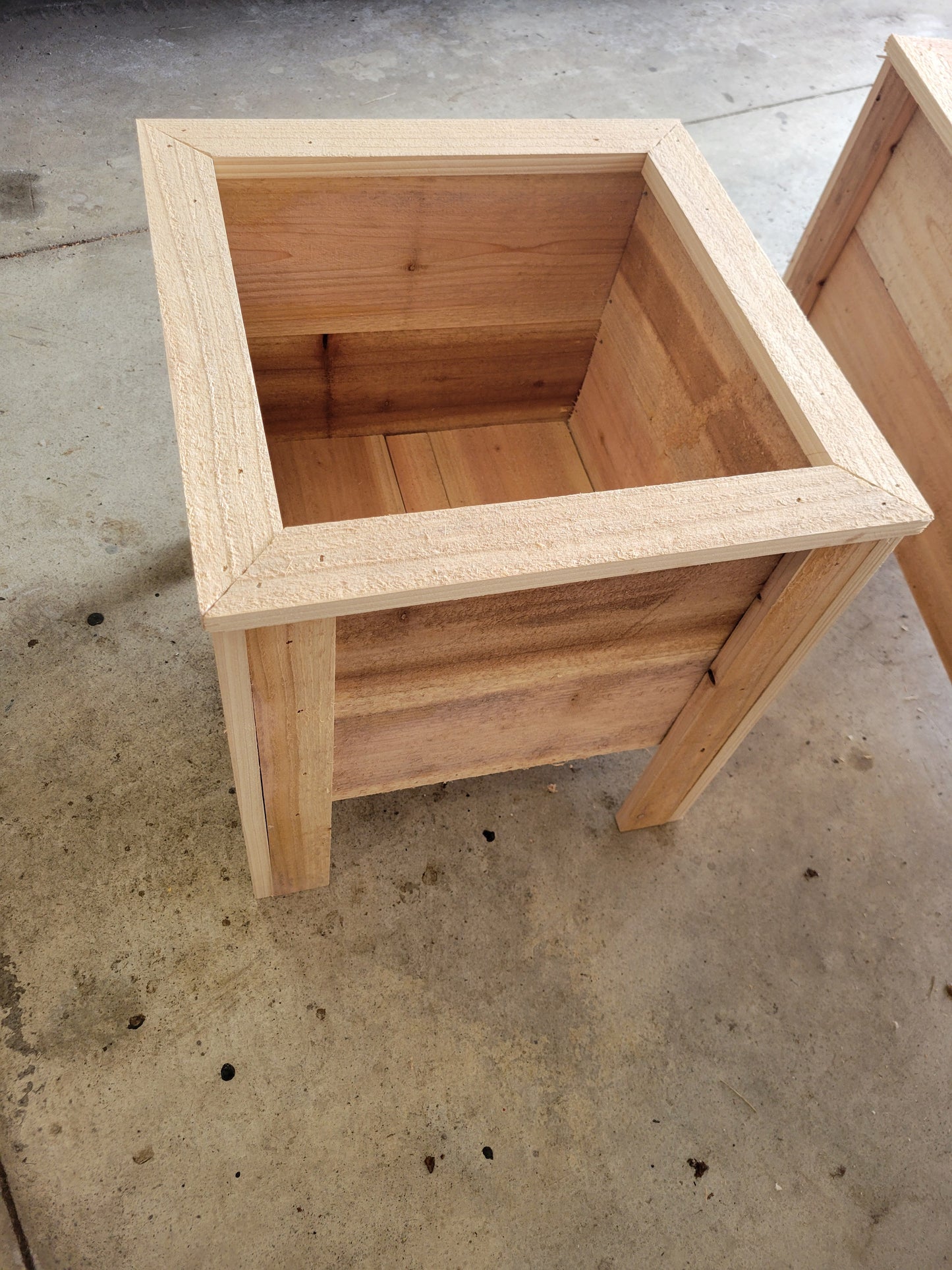 Cedar Planter - Small (Local Pickup, Marysville OH)